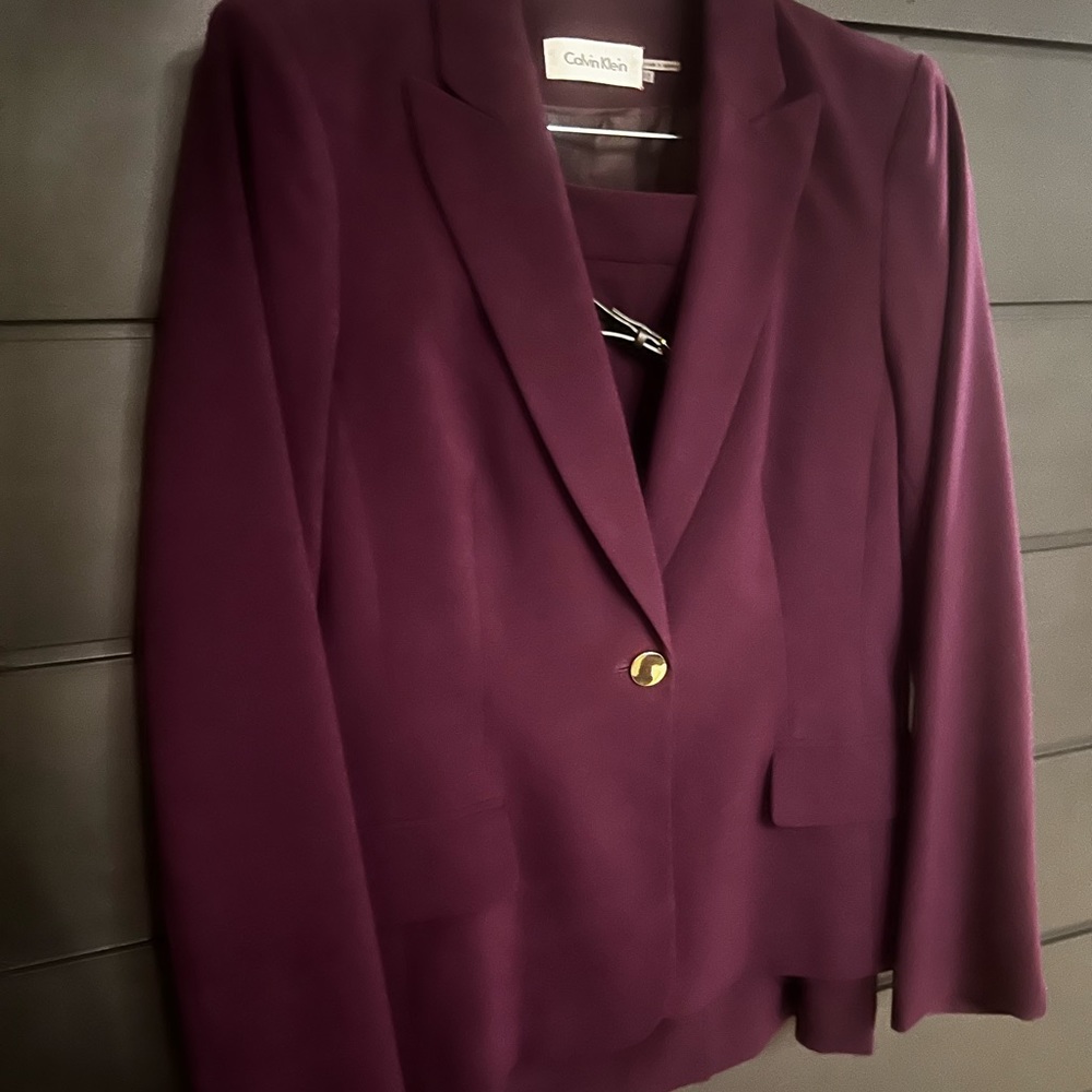 Calvin Klein Suit _ PLUM sz 12